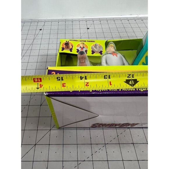 Scooby-Doo Mystery Machine Playset 3 Action Figures Fred Ghost & Scooby 3+ Years - Picture 9 of 12